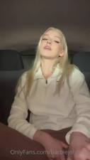 Addison Ivy Pussy Masturbation In Car