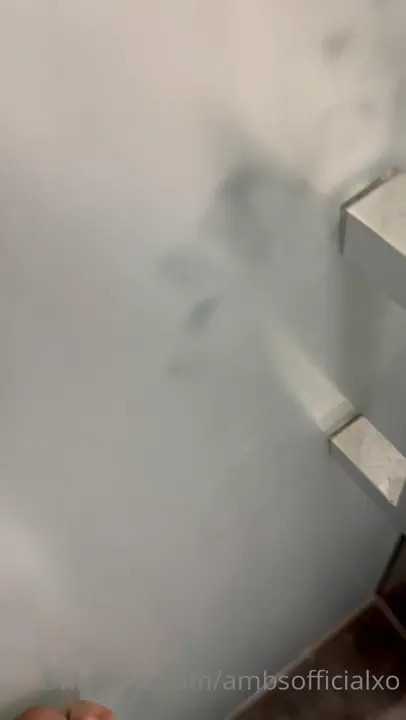 Ambsofficialxo Gets Seriously Fucked Under The Shower - ePornLeak