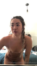 Alaskafornia Meme Dancing Nude