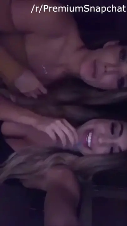 Lesbian Threesome With A Strapon - ePornLeak