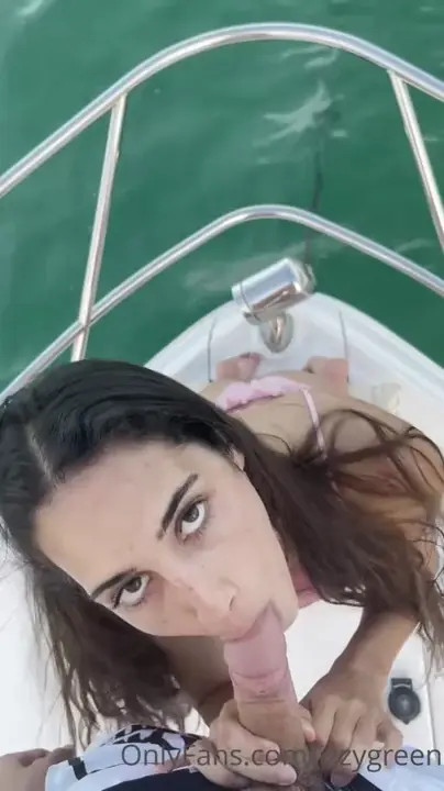 Izzy Green BJ On Boat - ePornLeak