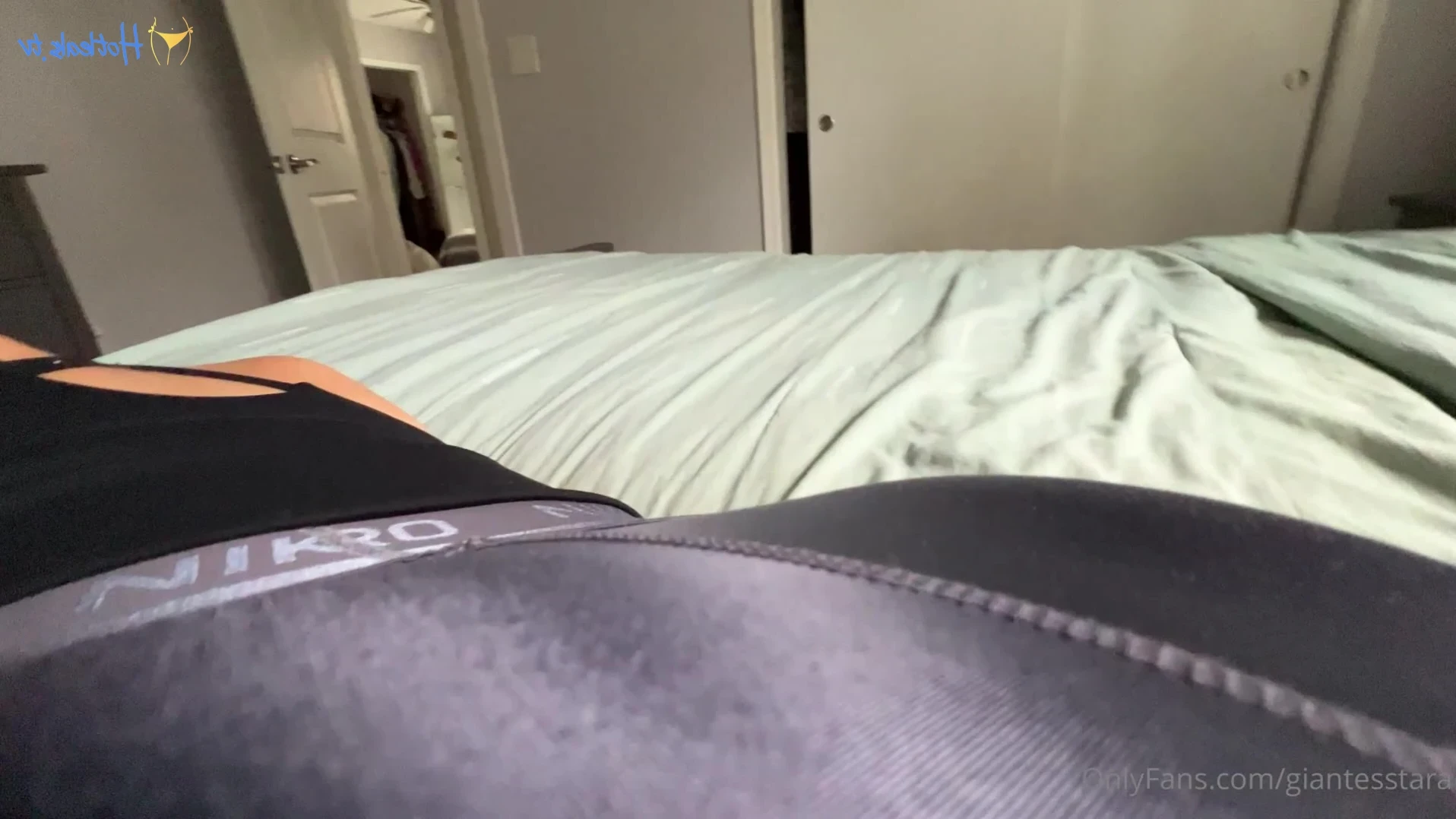 Giantess Tara [ giantesstara ] - POV: I’m your new running partner! 🫣 - ePornLeak