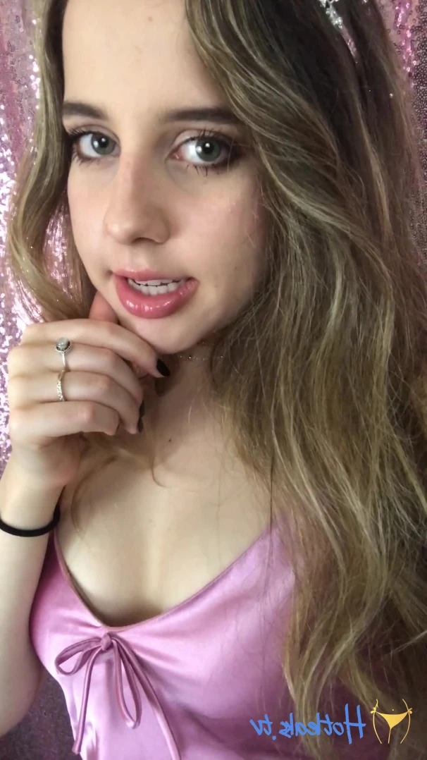 Mia Monroe 🍒 [ thecollegestripper ] - Here s a little BJ video dump for you babes - ePornLeak