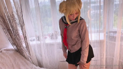 Sweetie Fox Cosplays Himiko Toga As A Dildo-Riding Hoe