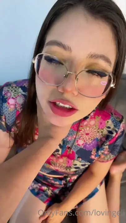 Geeky Loving Eli Sucks & Rides Her Lover - ePornLeak