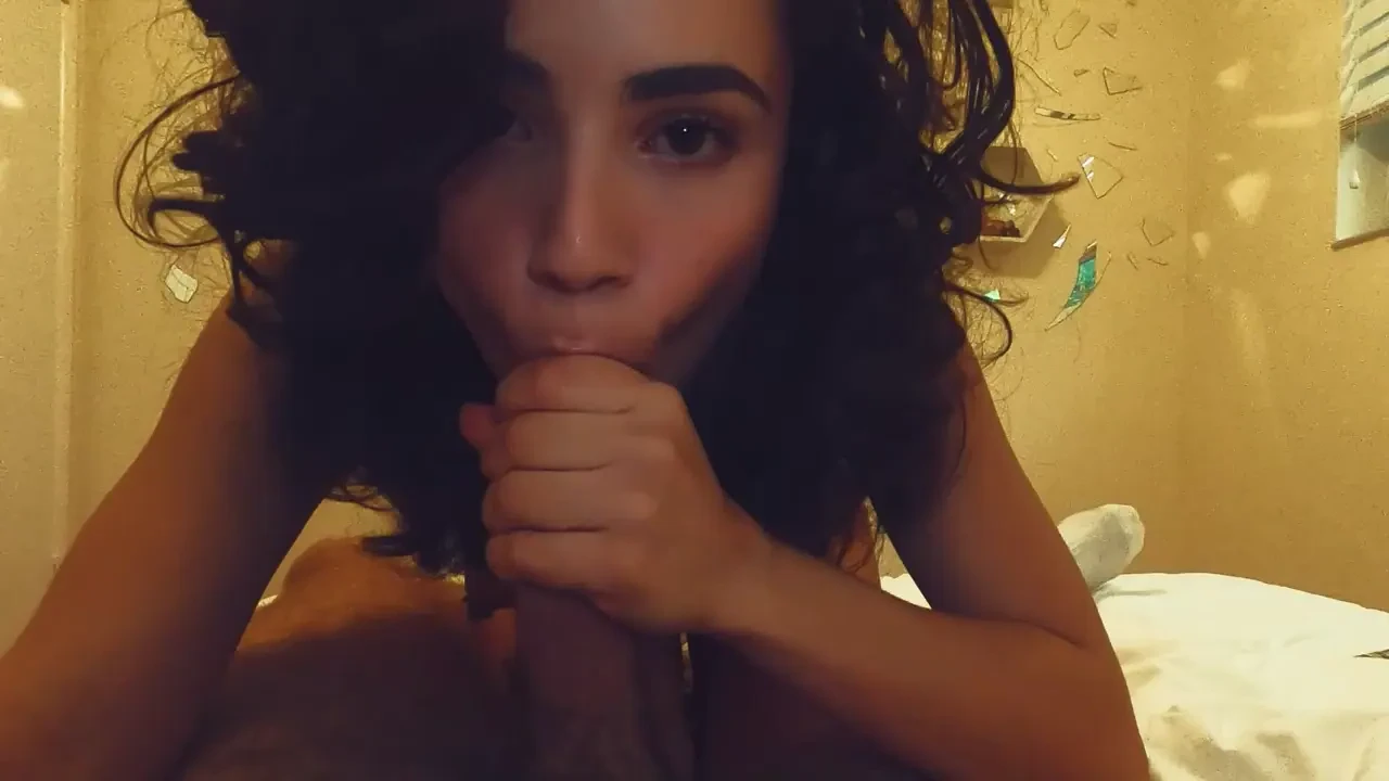 jameliz [ jamelizzzz ] - I love how my titties make your 🍆 hard! 😈 - ePornLeak