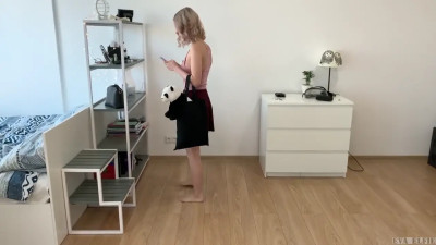 Innocent Stepsis Eva Elfie Begs Her Bro To Give Her Cock