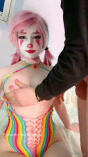 Rynker Bellee Paints Her Face Like A Clown For Sex