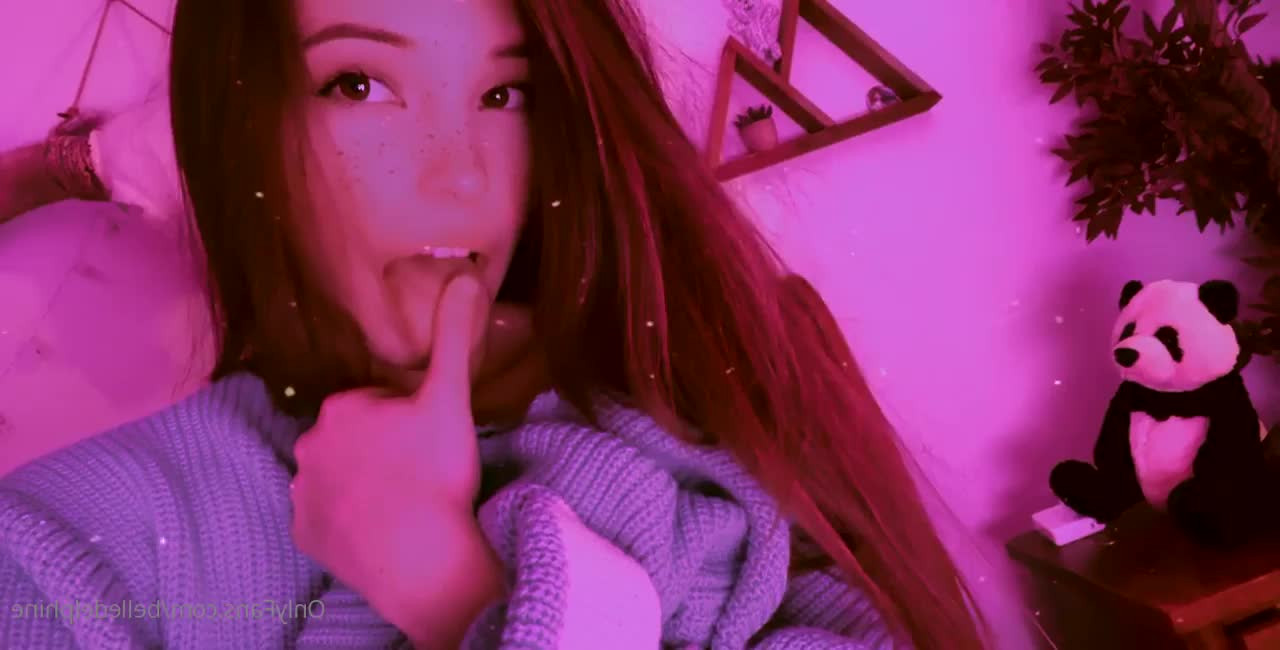 Belle Delphine [ belledelphine ] - (9-18) If you didn't know, I had to be very extra sneaky taking these - ePornLeak