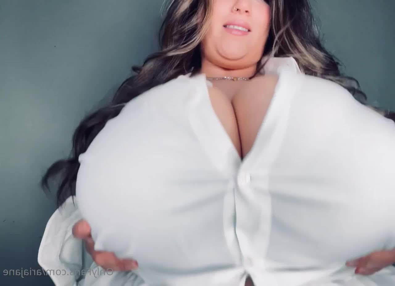 Aria Jane [ ariajane ] - Even with no makeup on  you re still on your knees begging to fork - ePornLeak