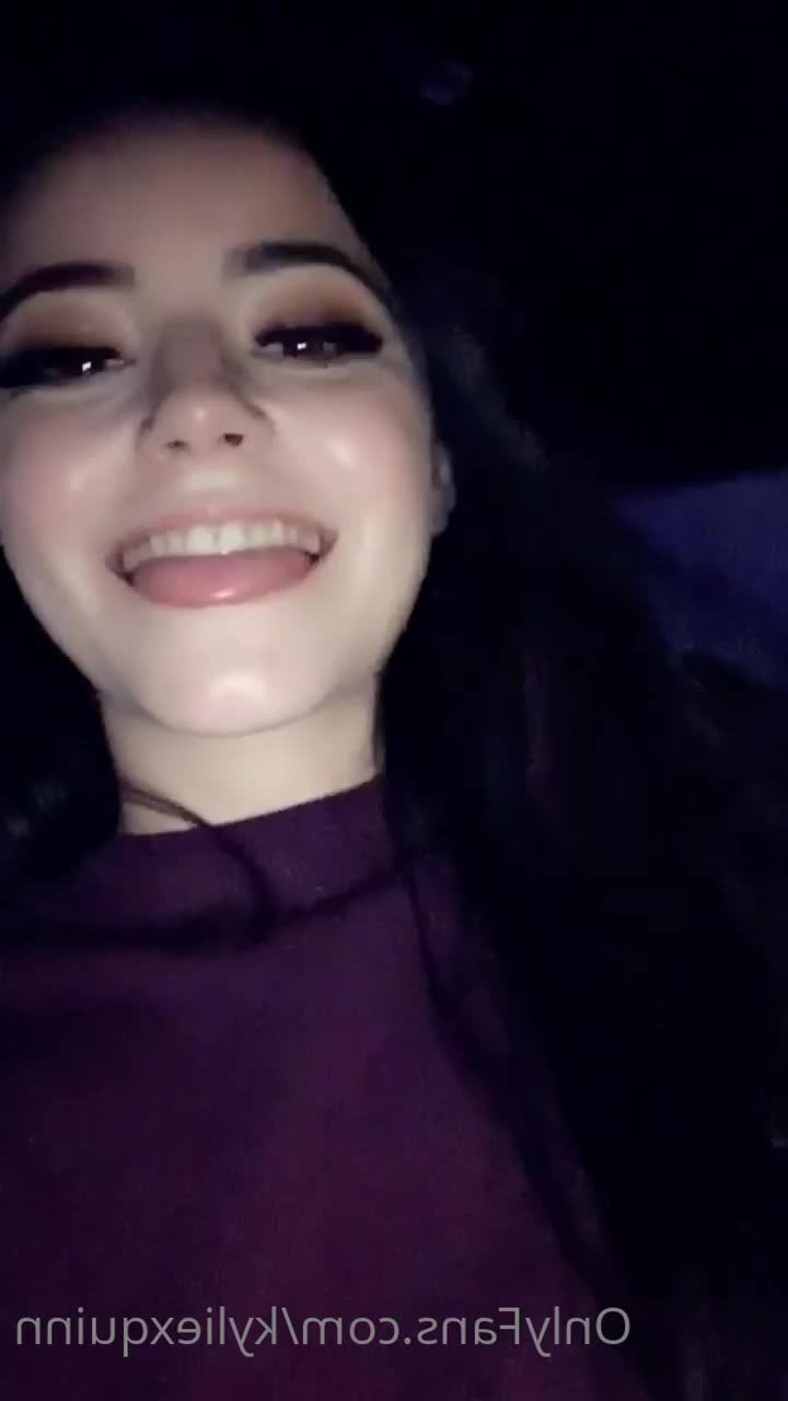 kylie xy [ kyliexquinn ] - Come give me a good rub  sexy 2-legged slave - ePornLeak