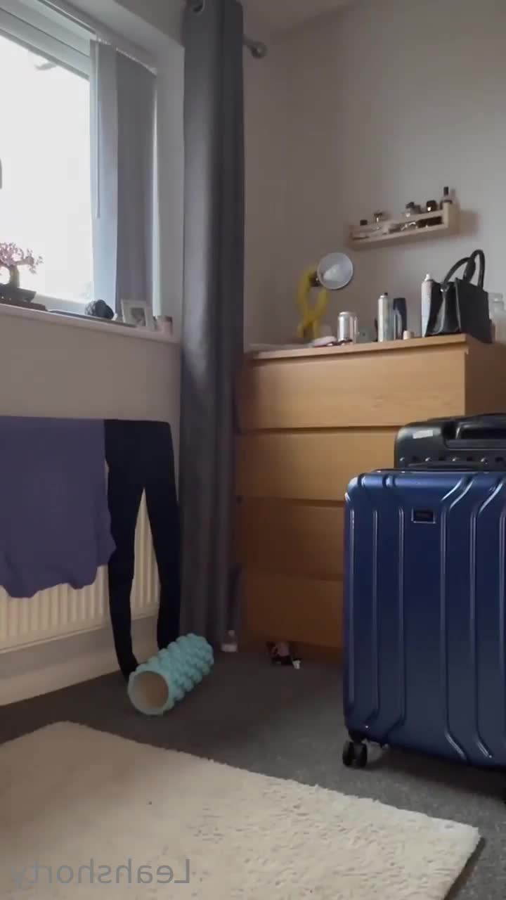 Leah [ leahshorty ] - It’s no shock that I get whatever I want 👸🏼🥰 - ePornLeak