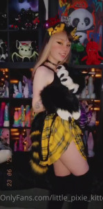 𝕷𝖎𝖙𝖙𝖑𝖊 𝕻𝖎𝖝𝖎𝖊 𝕶𝖎𝖙𝖙𝖊𝖓 [ little_pixie_kitten ] - I really need to find a girlfriend so I can make some super hot