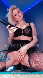 Nyx Monroe ✨ [ nyxmonroe ] - helllooo!!