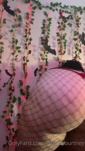Stfuitscourtney - I AM  lujanbaby       𝙲𝚄𝚂𝚃𝙾𝙼𝚂    