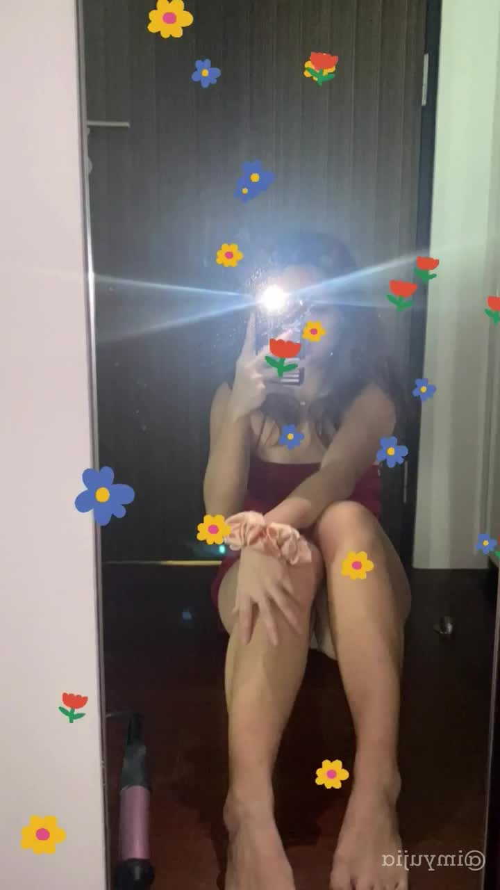 Baby Yujia [ imyujia ] - Qué crees que deberíamos beber esta noche - ePornLeak