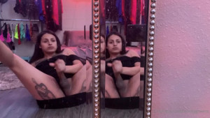 TS Felicity Fox [ thefelicityfox ] - Comment what you wanna see more of 💞