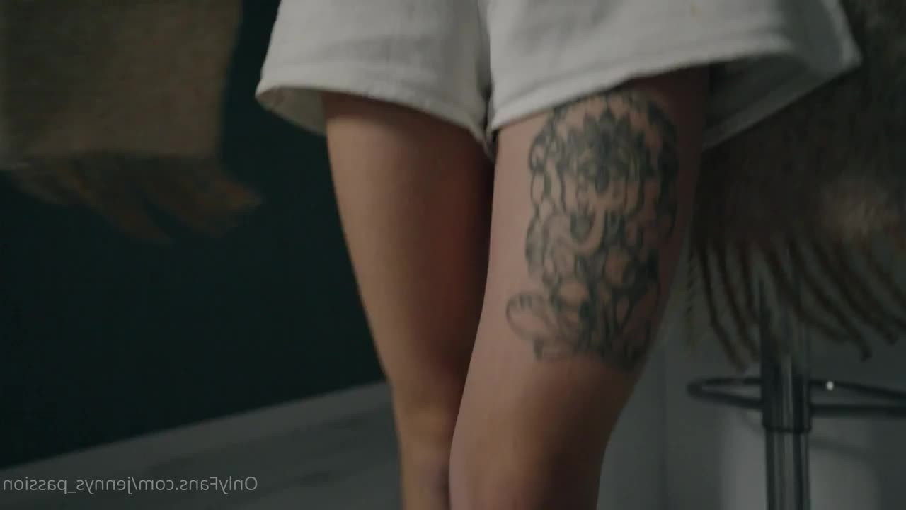 Jenny Lynne [ jennys_passion ] - A little something to help get you through the work day - ePornLeak