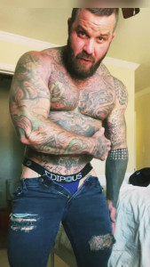 Durden [ tattoosaredumb ] - Want to watch my feet get slippery