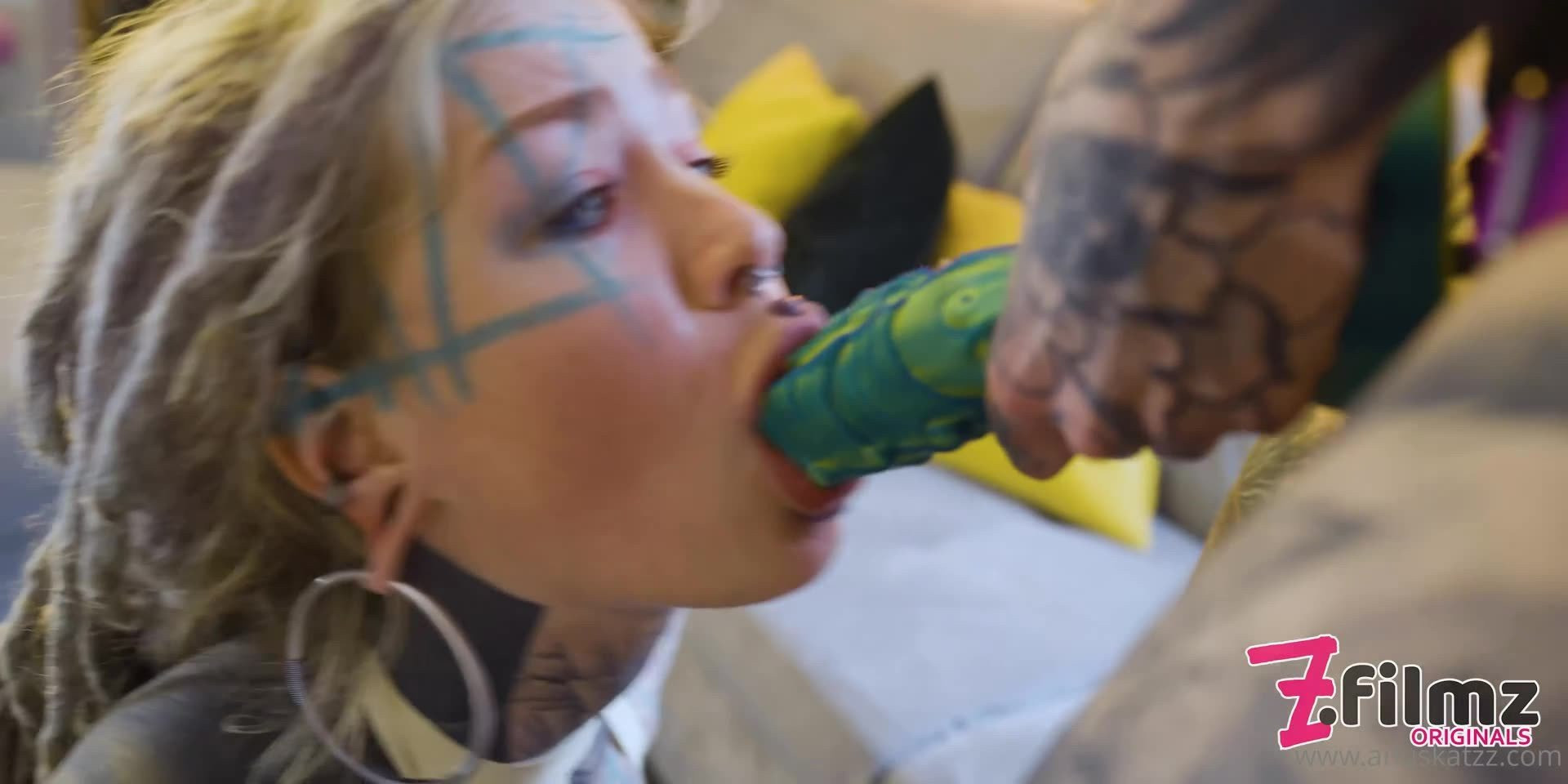 Anuskatzz - Just found out we can do live streams would that be something y all - ePornLeak