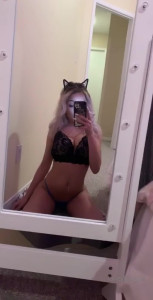  [ laceykingxo ] - I know...you missed them so much.