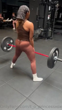 Kalani Rodgers Toning Up Her Ass