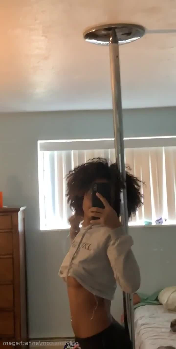 Nasty College Student 👩🏾‍🦱 Anna 💎 [ annathegem ] - Long day  Time for wine and a shower - ePornLeak