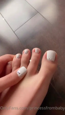 PrincessFromBabylon Showing Her Feet