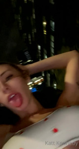 🧘🏼‍♀️𝗬𝗢𝗚𝗜 𝗞𝗔𝗧𝗧 💕 [ kattkennedy ] - So horny rn🥺