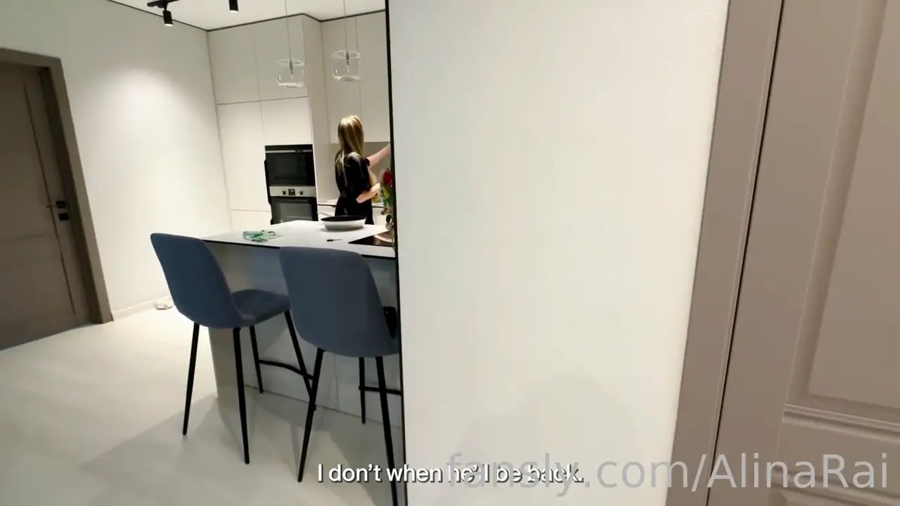 Stepmom Alinarai Fucks Her Stepson - ePornLeak