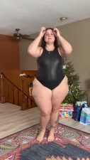 Sugarsgotcake Shows Off Her Hot Curvy Figure In Tight Black Swim Suit