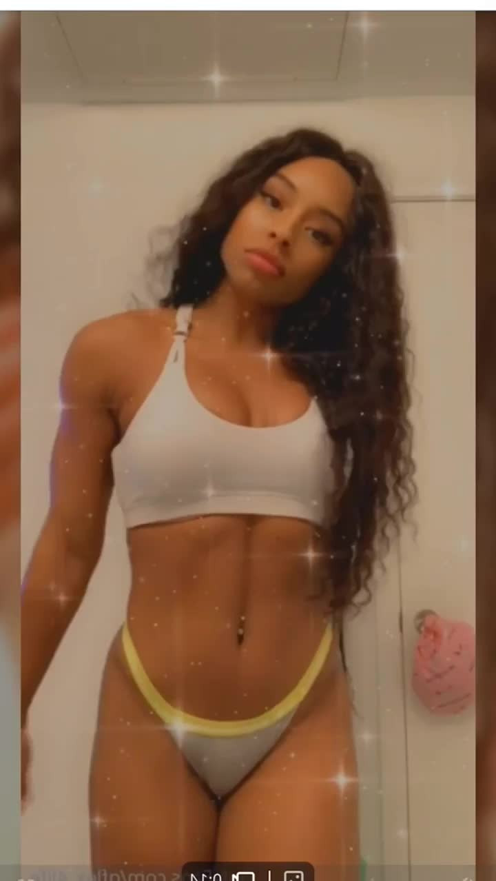 Qimmah Russo VIP [ qflex_4life ] - What time are you horniest? 🥵 - ePornLeak