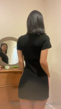 Hanna Zuki Takes Off Her Dress