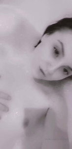 Dolly [ dollybubbles12 ] - Fun in the shower! Messy hair, no makeup, no plan - just a