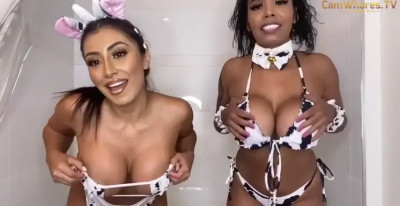 Havana Ginger And Her Friend Masturbating